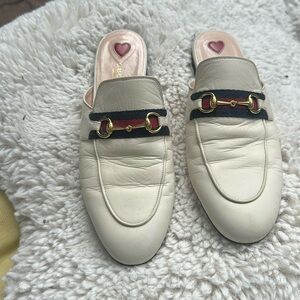 Gucci Princeton White Red and Blue Mule Slides Sz  40 1/2

Gently worn. No box